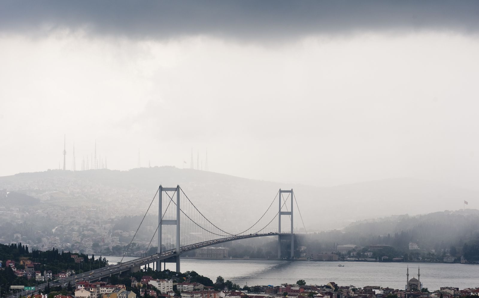 İstanbul’da kuvvetli poyraz ve sağanak alarmı